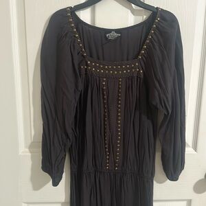 Women’s long sleeve gray dress with details size medium